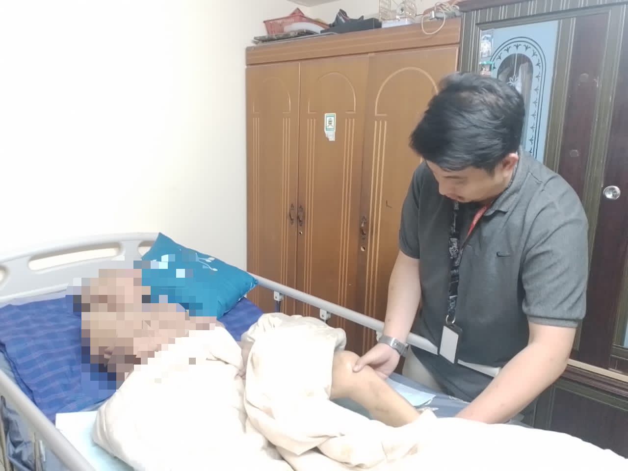 Professional caregiver